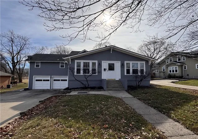 Photo 3 of Single family home for sale at 503 Se 3rd Street, Lees Summit, MO 64063 | MLS# 2638120 | Listing updated on 2026-09-15