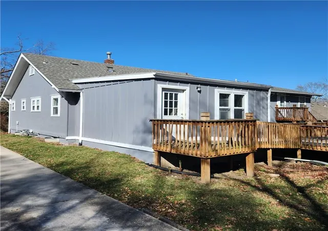 Photo 4 of Single family home for sale at 503 SE 3rd Street, Lees Summit, MO 64063 | MLS# 2638120 | Listing updated on 2026-09-15