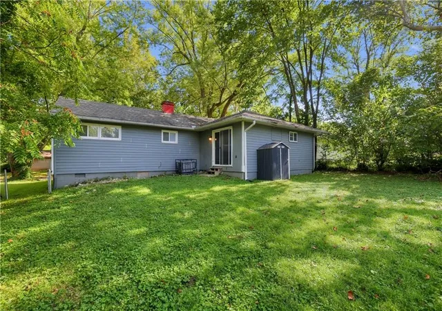 Photo 3 of Single family home for sale at 7606 E 112th Terrace, Kansas City, MO 64134 | MLS# 2638127 | Listing updated on 2026-09-14