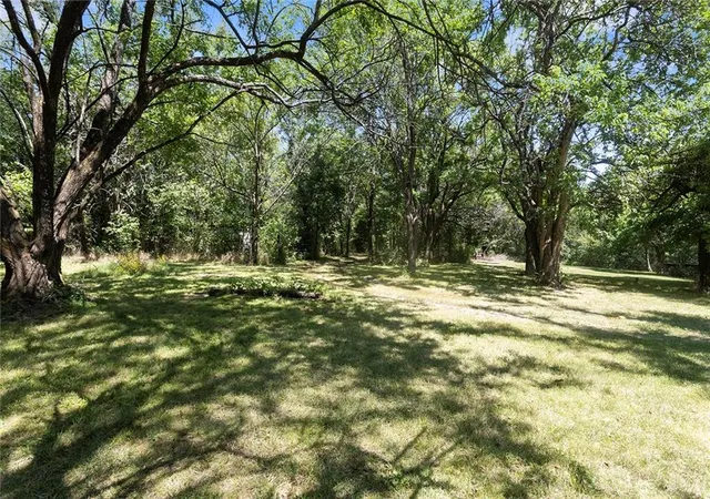 Photo 4 of Single family home for sale at 3027 Dade School Rd, Odessa, MO 64076 | MLS# 2638159 | Listing updated on 2026-10-12
