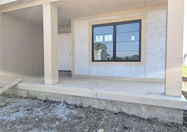 Photo 3 of Single family home for sale at 7801 Ne 103rd Ter, Kansas City, MO 64057 | MLS# 2638161 | Listing updated on 2026-09-13