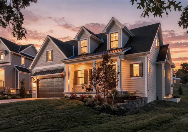 Photo 3 of Sale Pending at 2905 W 72nd St, Prairie Village, KS 66208 | MLS# 2638331 | Listing updated on 2026-09-14