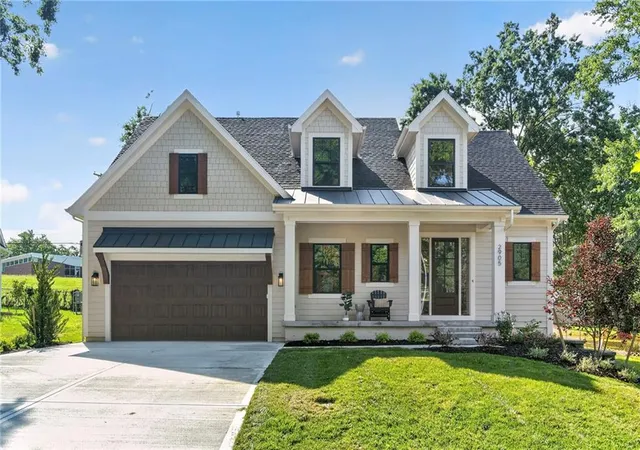 Photo 4 of Sale Pending at 2905 W 72Nd St, Prairie Village, KS 66208 | MLS# 2638331 | Listing updated on 2026-09-14