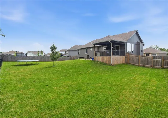 Photo 2 of Single family home for sale at 22907 S Ridgeview Dr, Peculiar, MO 64078 | MLS# 2638337 | Listing updated on 2026-09-13