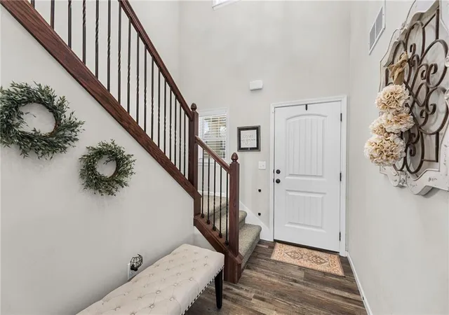 Photo 3 of Single family home for sale at 1607 Bluestem Dr, Ottawa, KS 66067 | MLS# 2638490 | Listing updated on 2026-10-02