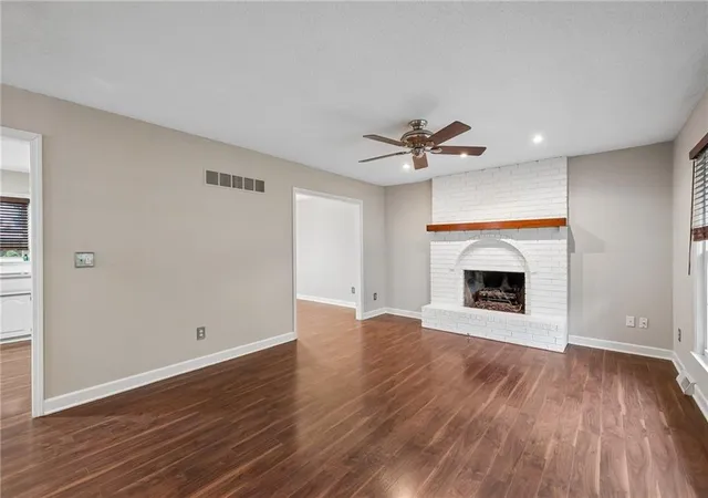 Photo 4 of Single family home for sale at 7317 Nw 77Th Ter, Kansas City, MO 64152 | MLS# 2638505 | Listing updated on 2026-09-13
