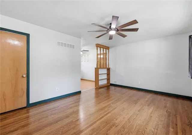 Photo 4 of Sale Pending at 4312 S Union St, Independence, MO 64055 | MLS# 2638513 | Listing updated on 2026-09-15