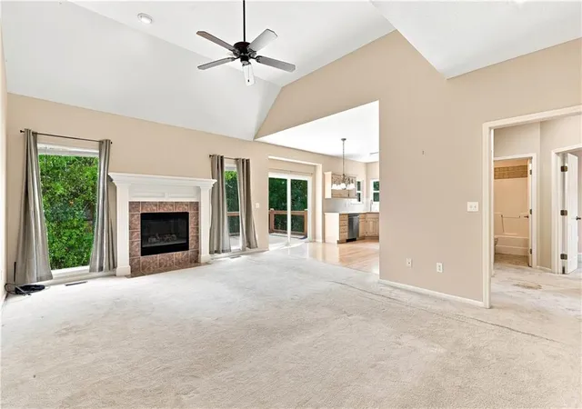 Photo 3 of Sale Pending at 14613 Wicklow St, Smithville, MO 64089 | MLS# 2638572 | Listing updated on 2026-09-14