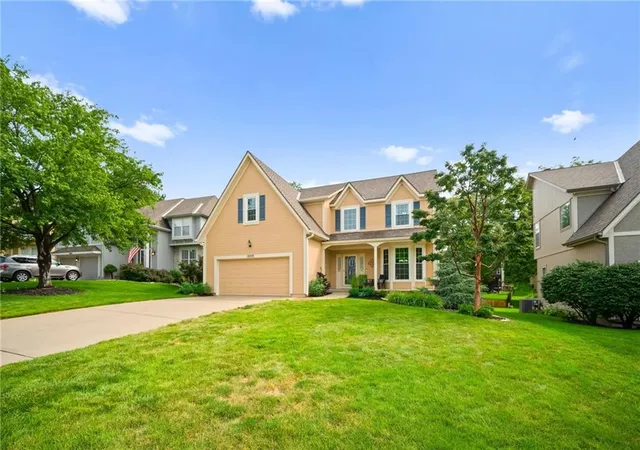 Photo 2 of Sale Pending at 12233 S Gallery St, Olathe, KS 66062 | MLS# 2638603 | Listing updated on 2026-09-14