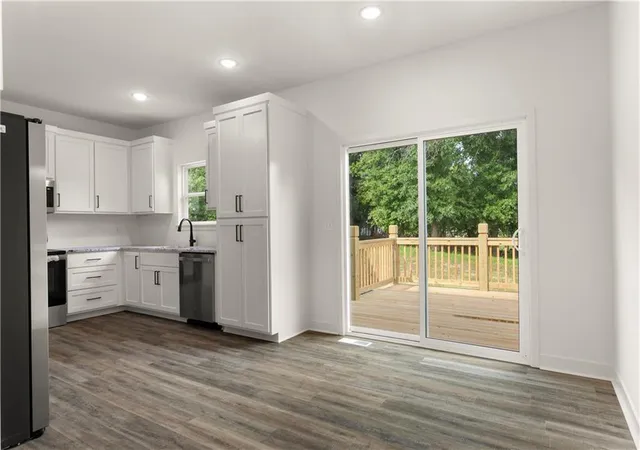Photo 2 of Single family home for sale at 1006 Deer Run N/a, Warrensburg, MO 64093 | MLS# 2638623 | Listing updated on 2026-09-12