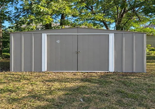 Photo 28 of Single family home for sale at 1129 Parker Ave, Osawatomie, KS 66064 | MLS# 2638626 | Listing updated on 2026-10-15