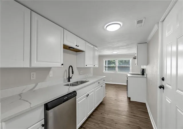 Photo 4 of Single family home for sale at 3820 N Brighton Ave, Kansas City, MO 64117 | MLS# 2638628 | Listing updated on 2026-09-30