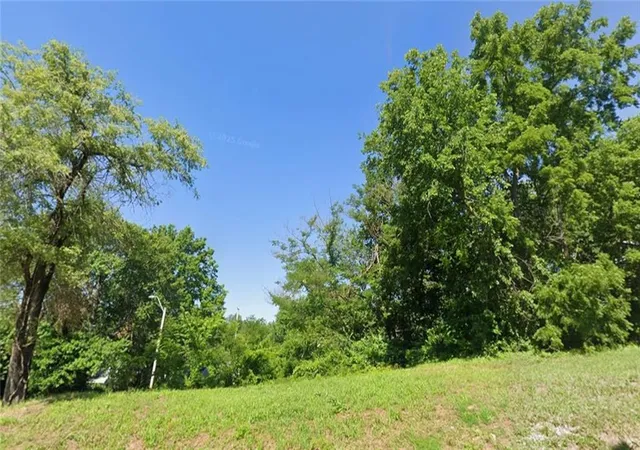 Photo 1 of Land for sale at 3114 E 68th St, Kansas City, MO 64132 | MLS# 2638630 | Listing updated on 2026-09-15