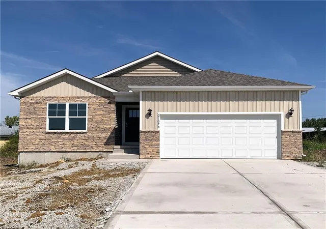 Photo 1 of Single family home for sale at 21070 W 217th St, Spring Hill, KS 66083 | MLS# 2638726 | Listing updated on 2026-10-02