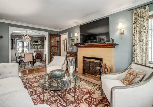 Photo 2 of Single family home for sale at 904 Ashland Ct, St Joseph, MO 64506 | MLS# 2638739 | Listing updated on 2026-09-29