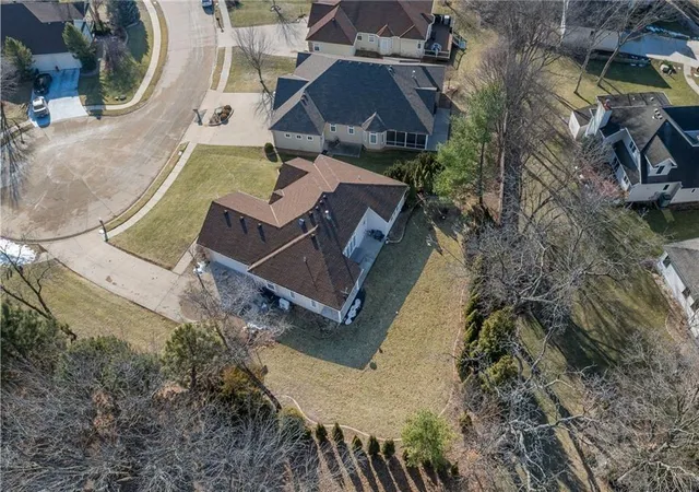Photo 3 of Single family home for sale at 4109 Hidden Valley Dr, Saint Joseph, MO 64506 | MLS# 2638825 | Listing updated on 2026-09-12