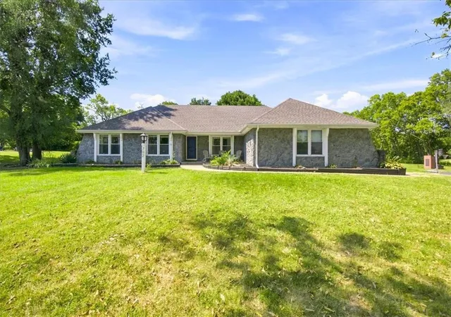 Photo 2 of Single family home for sale at 702 2nd Ave, Greenwood, MO 64034 | MLS# 2638892 | Listing updated on 2026-09-15