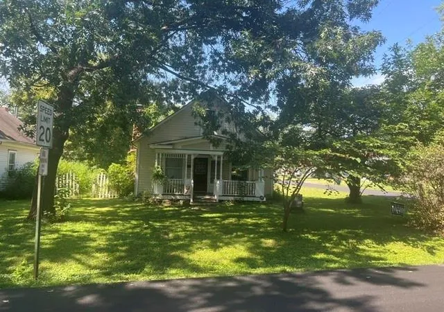 Photo 1 of Sale Pending at 2824 N 156th St, Basehor, KS 66007 | MLS# 2638931 | Listing updated on 2026-09-10