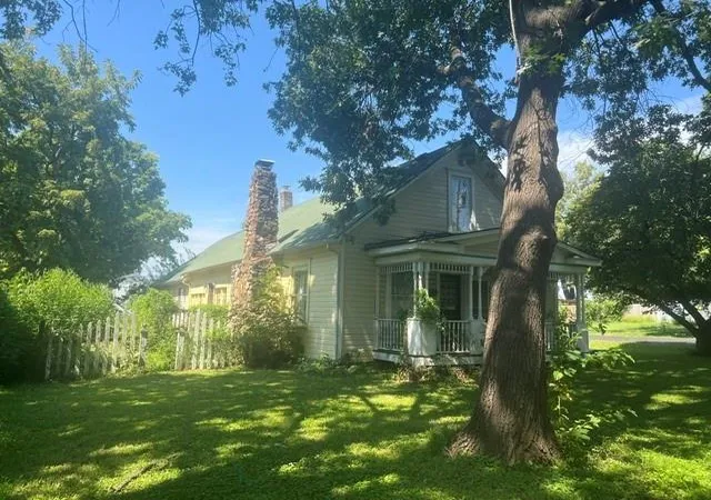 Photo 2 of Sale Pending at 2824 N 156th St, Basehor, KS 66007 | MLS# 2638931 | Listing updated on 2026-09-10