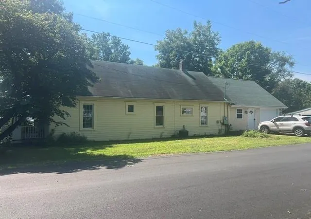 Photo 3 of Sale Pending at 2824 N 156th St, Basehor, KS 66007 | MLS# 2638931 | Listing updated on 2026-09-10