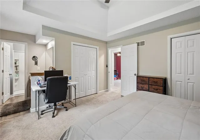 Photo 3 of Single family home for sale at 1226 Nw 70th St, Kansas City, MO 64118 | MLS# 2639015 | Listing updated on 2026-09-13