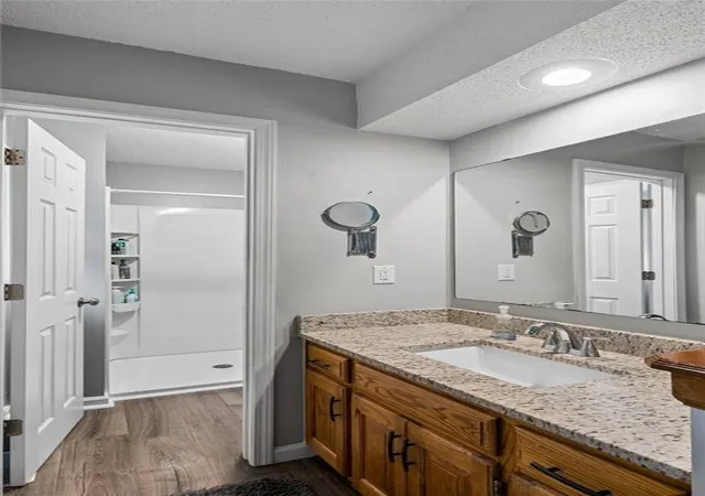 Photo 3 of Single family home for sale at 1226 Nw 70Th St, Kansas City, MO 64118 | MLS# 2639015 | Listing updated on 2026-09-13