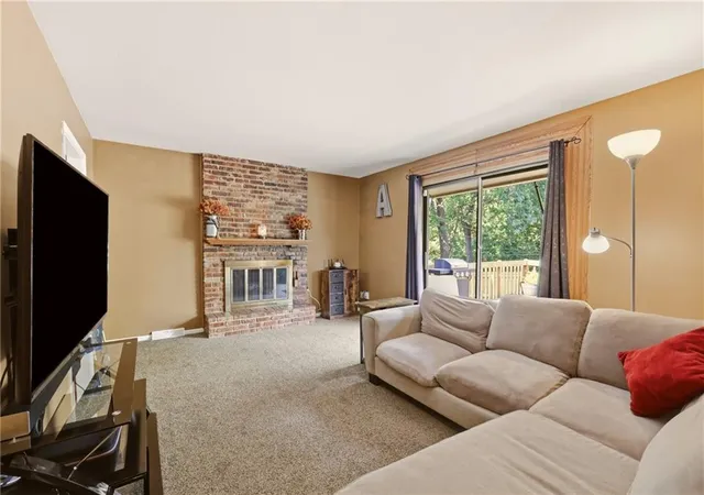 Photo 4 of Sale Pending at 5440 Cleveland Ave, Kansas City, MO 64119 | MLS# 2639166 | Listing updated on 2026-09-30