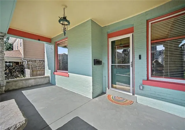 Photo 4 of Sale Pending at 3422 Baltimore Ave, Kansas City, MO 64111 | MLS# 2639167 | Listing updated on 2026-10-03