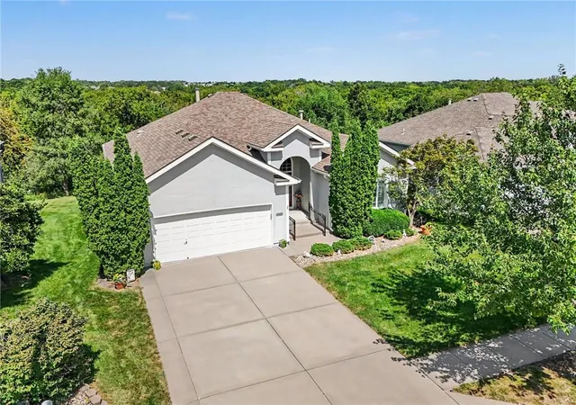 Photo 1 of Single family home for sale at 4400 Ne 73Rd St, Kansas City, MO 64119 | MLS# 2639183 | Listing updated on 2026-10-08