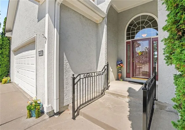 Photo 2 of Single family home for sale at 4400 Ne 73Rd St, Kansas City, MO 64119 | MLS# 2639183 | Listing updated on 2026-10-08