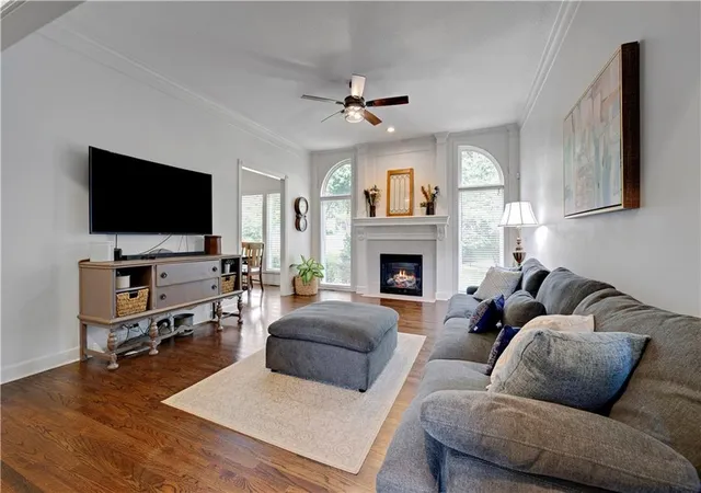 Photo 3 of Sale Pending at 12352 Westgate St, Overland Park, KS 66213 | MLS# 2639330 | Listing updated on 2026-10-08
