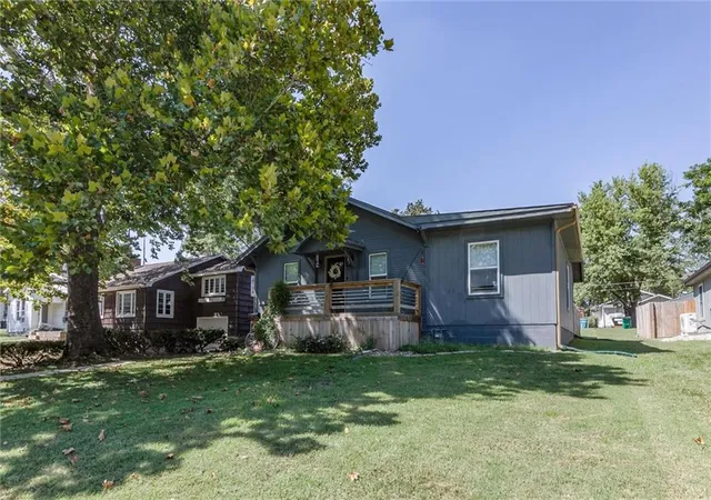 Photo 3 of Sale Pending at 1120 Pacific Ave, Osawatomie, KS 66064 | MLS# 2639335 | Listing updated on 2026-09-10