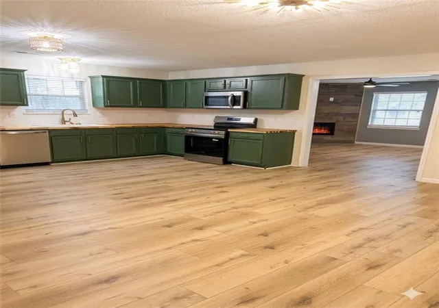 Photo 3 of Single family home for sale at 313 Ne Coldwater Creek Rd, Grain Valley, MO 64029 | MLS# 2639479 | Listing updated on 2026-09-14