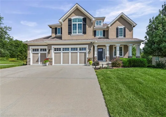 Single family home for sale at 7853 N Kirkwood Ave, Kansas City, MO 64151 | MLS# 2639480 | Listing updated on 2026-09-14