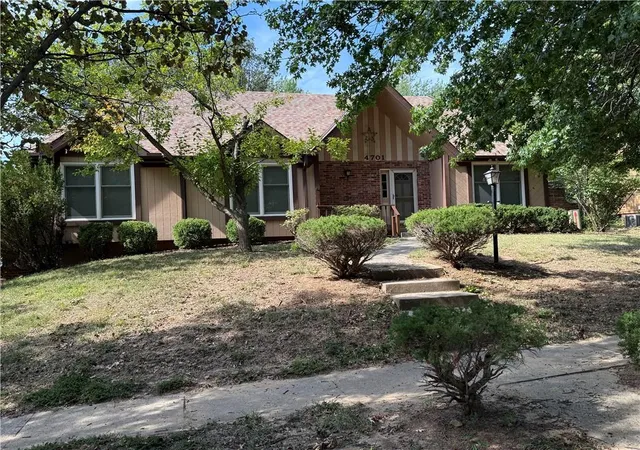 Photo 1 of Sale Pending at 4701 Nw 67th Ter, Kansas City, MO 64151 | MLS# 2639532 | Listing updated on 2026-09-12