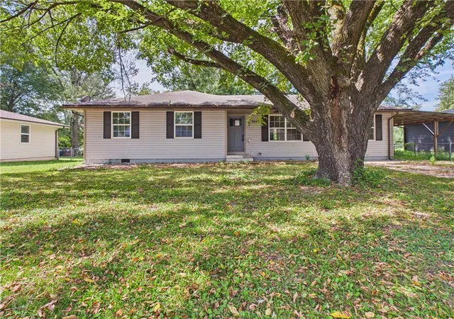 Photo 19 of Sale Pending at 2705 Rosebud Cir, Sedalia, MO 65301 | MLS# 2639626 | Listing updated on 2026-09-15
