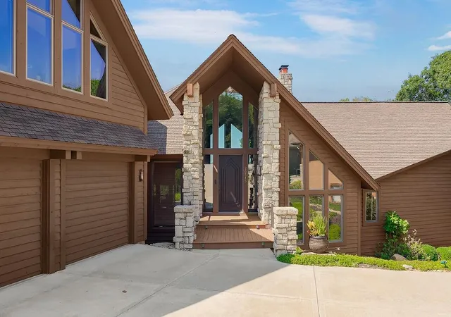Photo 4 of Single family home for sale at 26515 W 110th Street, Olathe, KS 66061 | MLS# 2639638 | Listing updated on 2026-10-18
