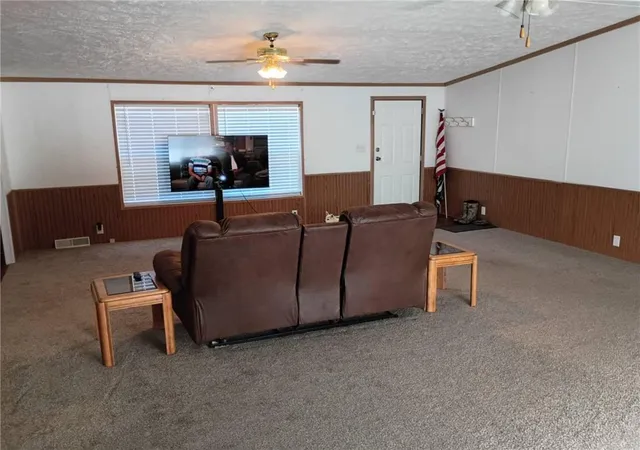 Photo 3 of Single family home for sale at 479 E 612th Street, Girard, KS 66743 | MLS# 2639656 | Listing updated on 2026-09-14