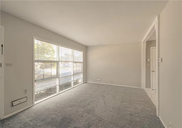 Photo 3 of Sale Pending at 7001 E 107th Street, Kansas City, MO 64134 | MLS# 2639691 | Listing updated on 2026-09-19
