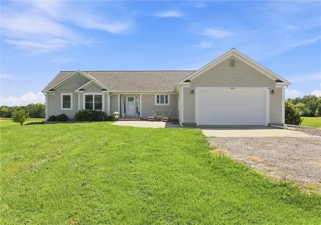 Photo 1 of Single family home for sale at 529 Nw 1421st Road, Holden, MO 64040 | MLS# 2639717 | Listing updated on 2026-10-07