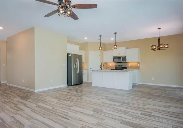 Photo 3 of Sale Pending at 1305 Ne White Oaks Ln, Oak Grove, MO 64075 | MLS# 2639723 | Listing updated on 2026-10-05