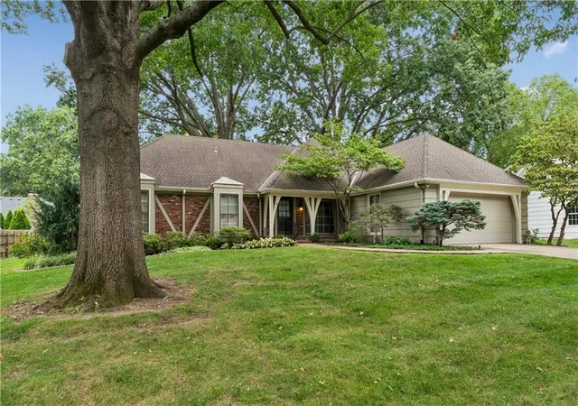 Photo 3 of Single family home for sale at 9312 Alhambra St, Prairie Village, KS 66207 | MLS# 2639748 | Listing updated on 2026-09-27