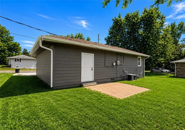 Photo 3 of Single family home for sale at 303 S Washington Ave, Knob Noster, MO 65336 | MLS# 2639749 | Listing updated on 2026-09-15