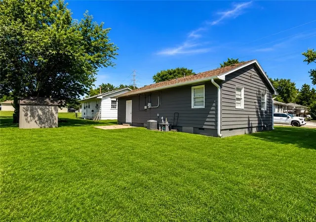 Photo 4 of Single family home for sale at 303 S Washington Ave, Knob Noster, MO 65336 | MLS# 2639749 | Listing updated on 2026-09-15