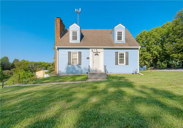 Photo 1 of Single family home for sale at 202 S 14th Street, Savannah, MO 64485 | MLS# 2639761 | Listing updated on 2026-10-07