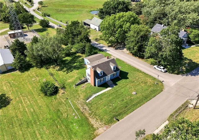 Photo 4 of Single family home for sale at 202 S 14th Street, Savannah, MO 64485 | MLS# 2639761 | Listing updated on 2026-10-07