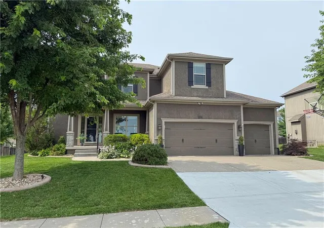 Single family home for sale at 104 SW Shores Dr, Lees Summit, MO 64064 | MLS# 2639840
