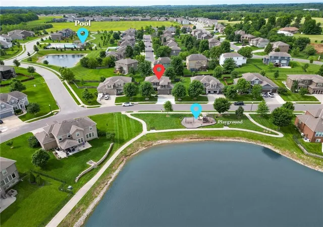 Photo 2 of Single family home for sale at 104 Sw Shores Dr, Lees Summit, MO 64064 | MLS# 2639840 | Listing updated on 2026-10-07