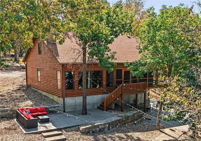 Photo 1 of Sale Pending at 109 Ridge Crst Dr, Mound City, KS 66056 | MLS# 2639897 | Listing updated on 2026-09-23