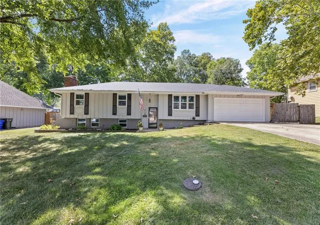 Photo 1 of Sale Pending at 12712 Crystal Ave, Grandview, MO 64030 | MLS# 2639918 | Listing updated on 2026-09-14